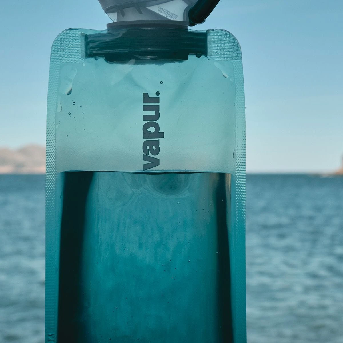 Vapur Wide Mouth Anti-Bottle 700ml Element Water 4 Vapur Wide Mouth Anti-Bottle 700ml Element Water - Image 2