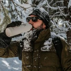 Earthwell Woodie Vacuum Bottle 650ml Walnut / Aqua Blue -Military 1st Shop earthwell woodie vb lifestyle 001 6