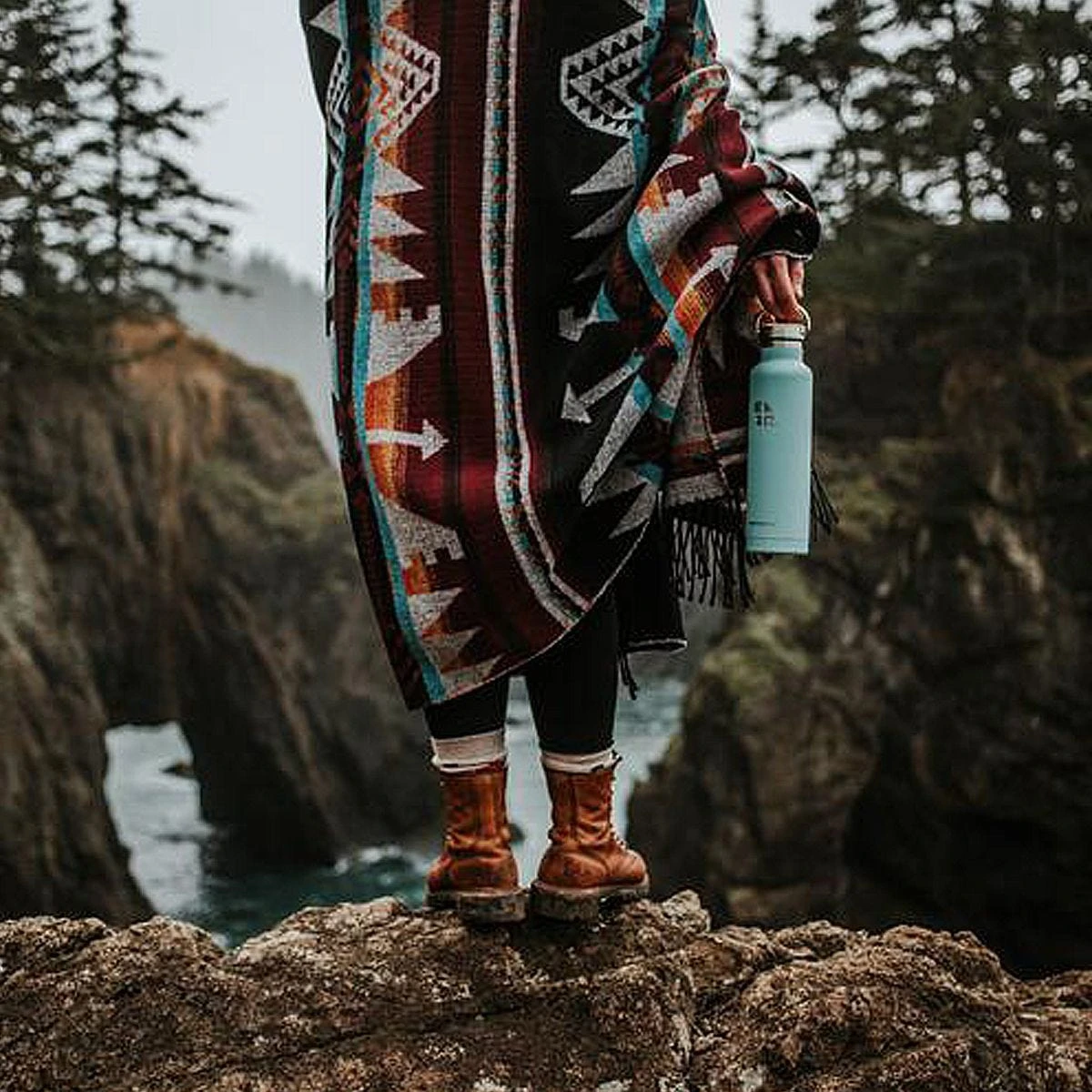 Earthwell Woodie Vacuum Bottle 650ml Walnut / Sequoia Pine 6 Earthwell Woodie Vacuum Bottle 650ml Walnut / Sequoia Pine - Image 4